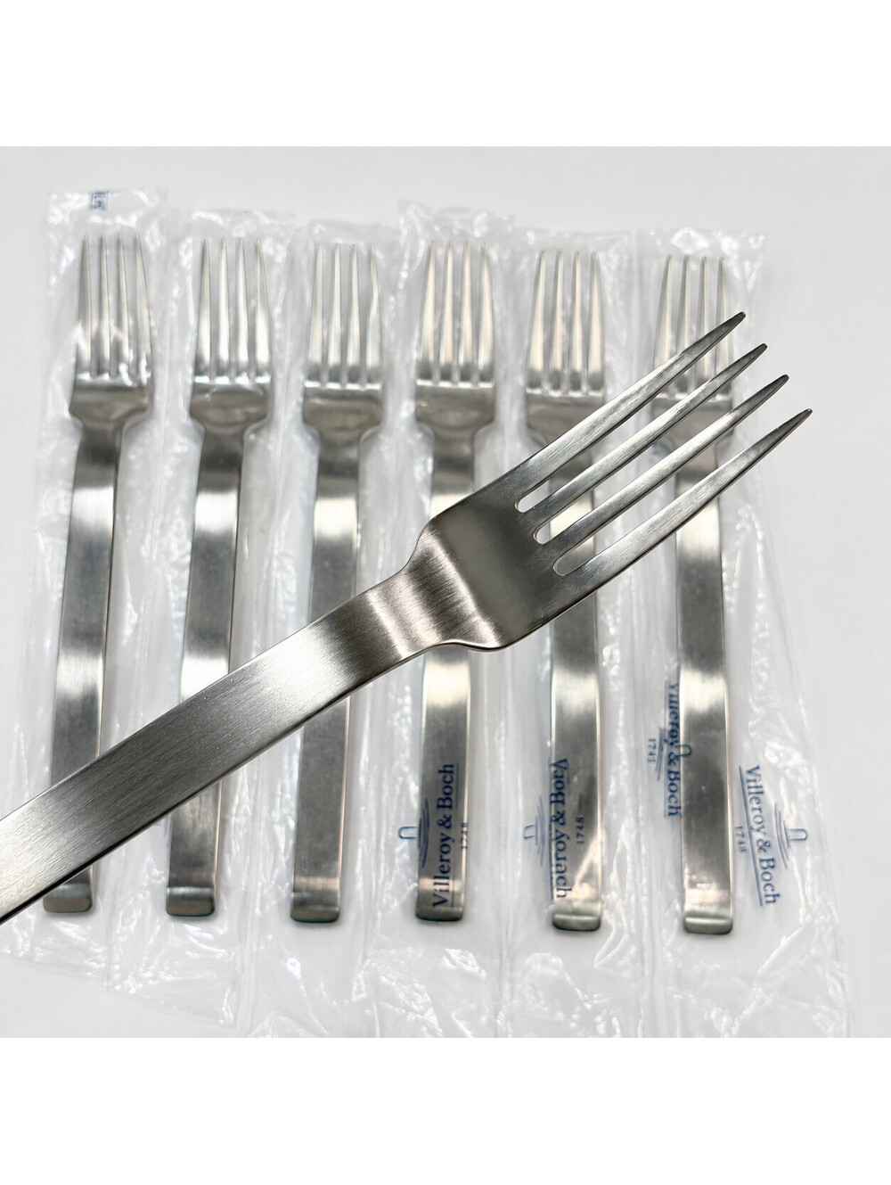 Villeroy & Boch One Set of 6 Salad Forks 18/10 Stainless Flatware Satin NEW